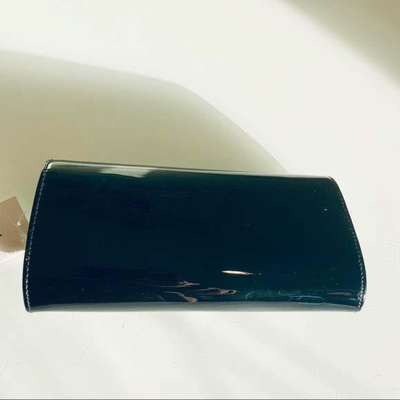 Muduo Black Patent Leather Purse - Picture 3 of 5